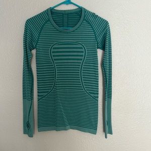 Lululemon Run Swiftly Tech Long Sleeve size 6